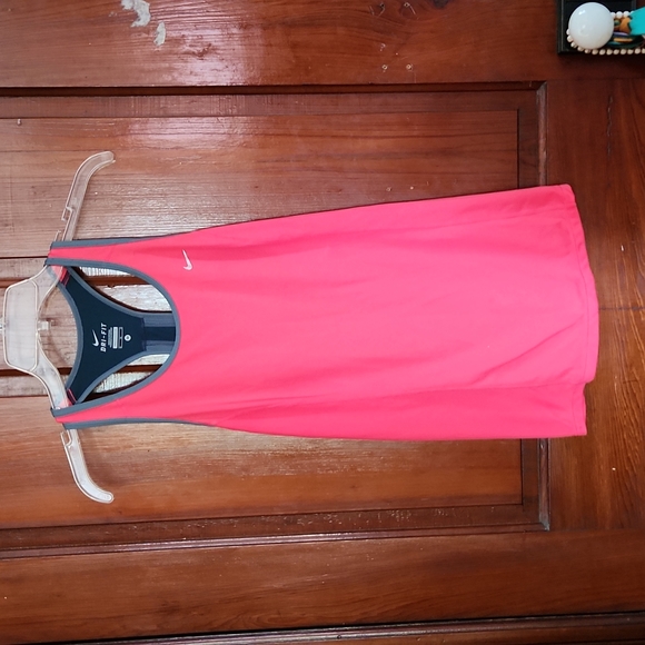 Nike Dri Fit Top Medium Womens Athletic Shirt - Picture 1 of 4